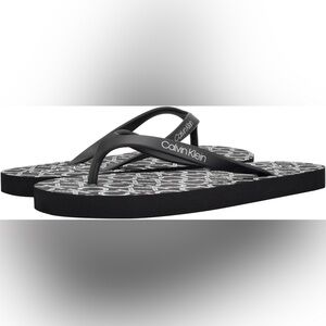 Calvin Klein Women's Sarminya Flip-Flop Size 8
